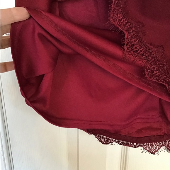 Ladies Nanamacs Burgandy Skirt Size Large - Picture 10 of 14